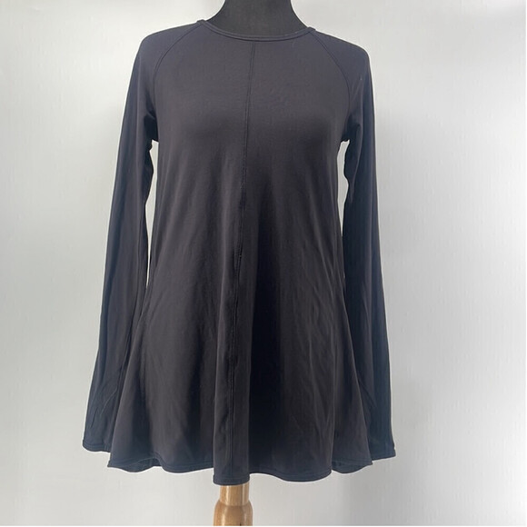 Lululemon Making Moves Long Sleeve
Black sz 6 - Picture 8 of 12
